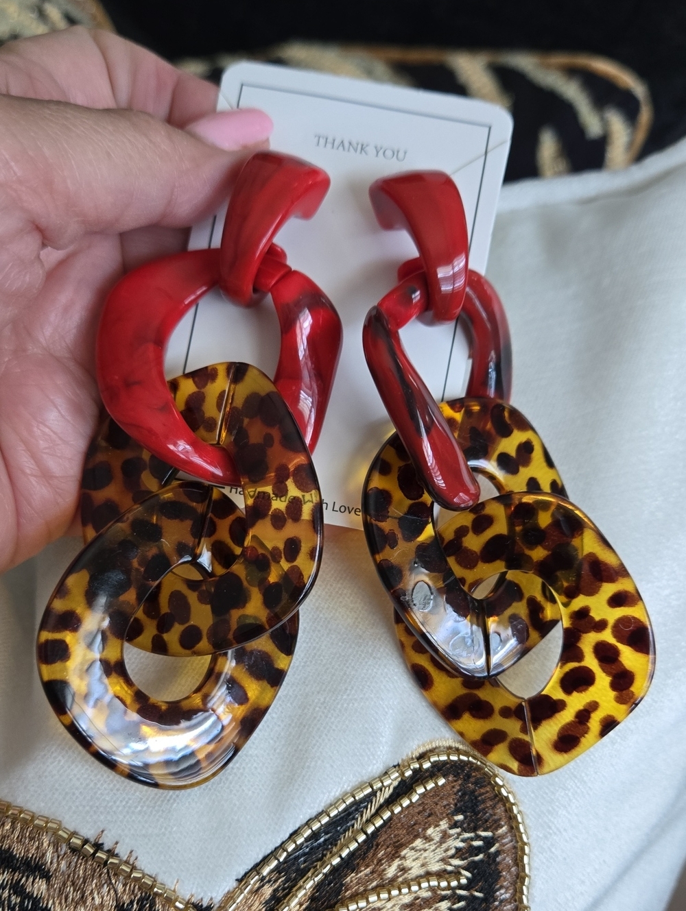 Red and Tortoiseshell Animal Print Dangle Chain Earrings - Picture 3 of 4